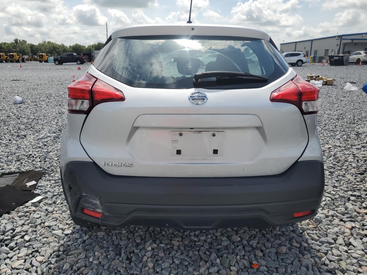 2018 Nissan Kicks S VIN: 3N1CP5CU9JL529636 Lot: 64526805