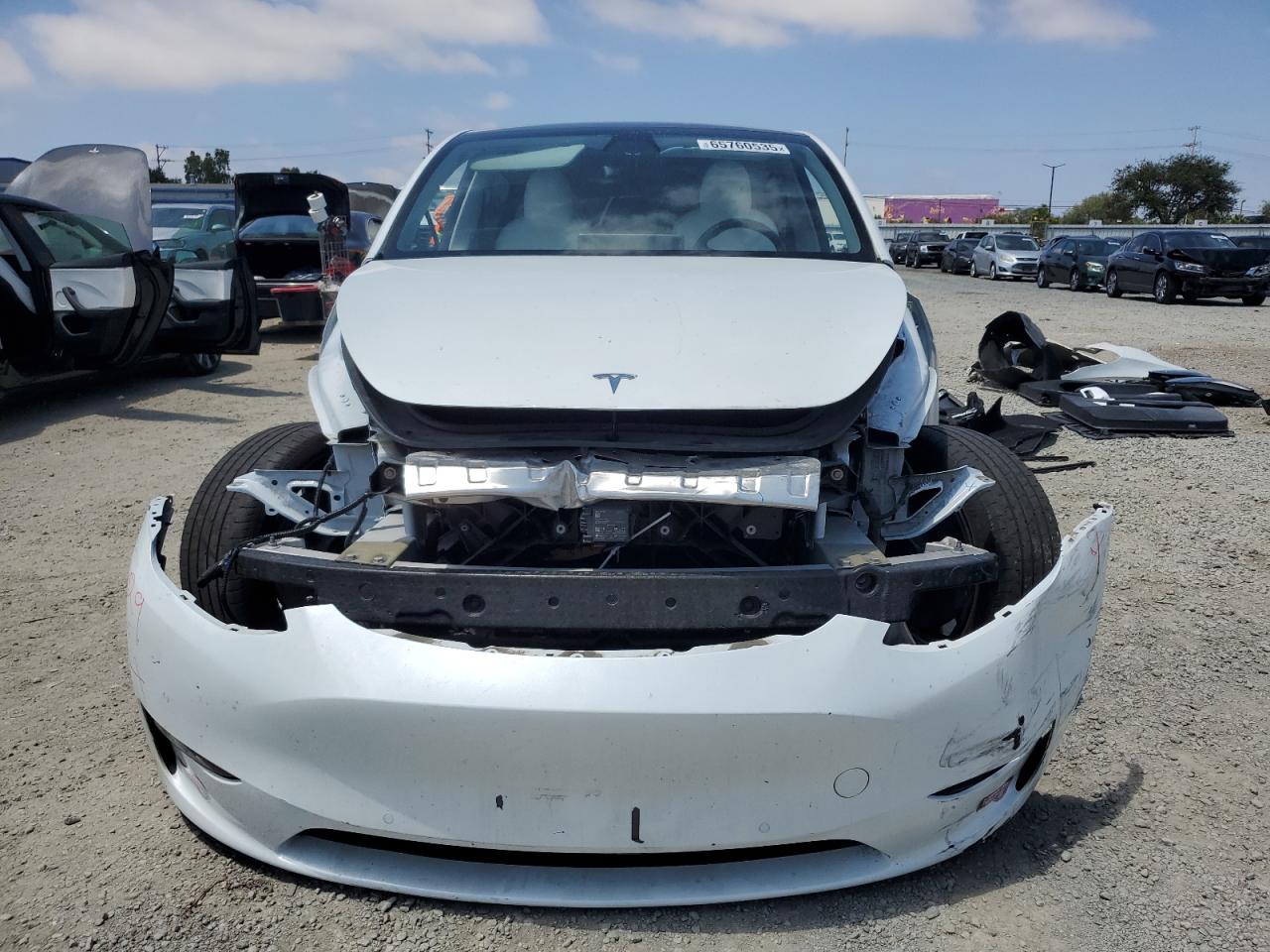 5YJYGAEE0MF178975 2021 Tesla Model Y