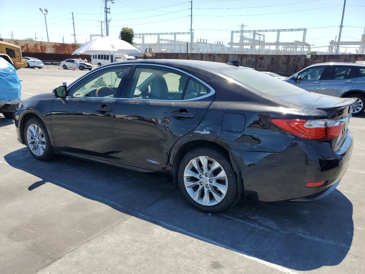 jthbw1gg3f2085444 JTHBW1GG3F2085444 2015 Lexus Es 300H