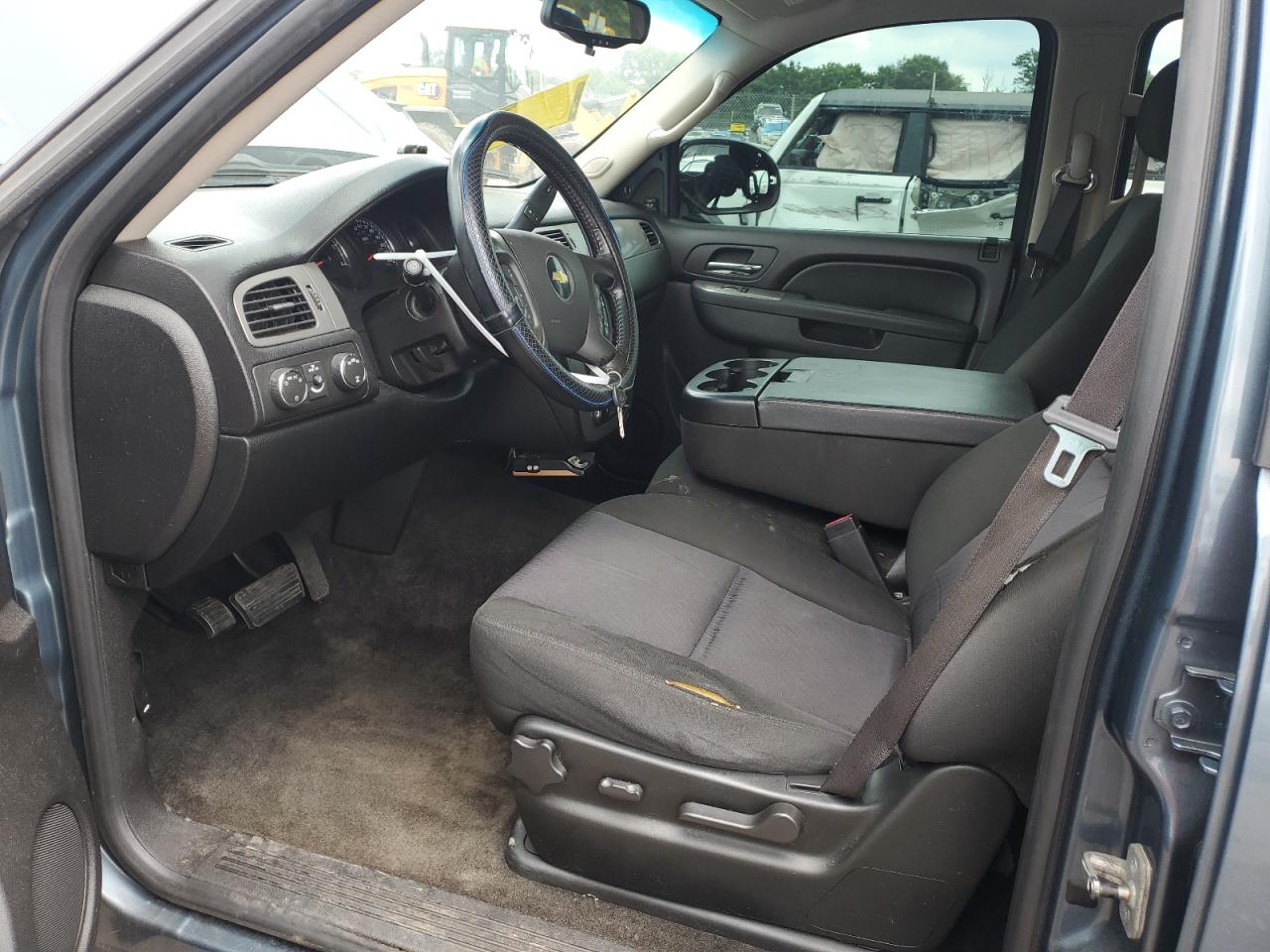 2010 Chevrolet Suburban K1500 Ls VIN: 1GNUKHE33AR245179 Lot: 63735545
