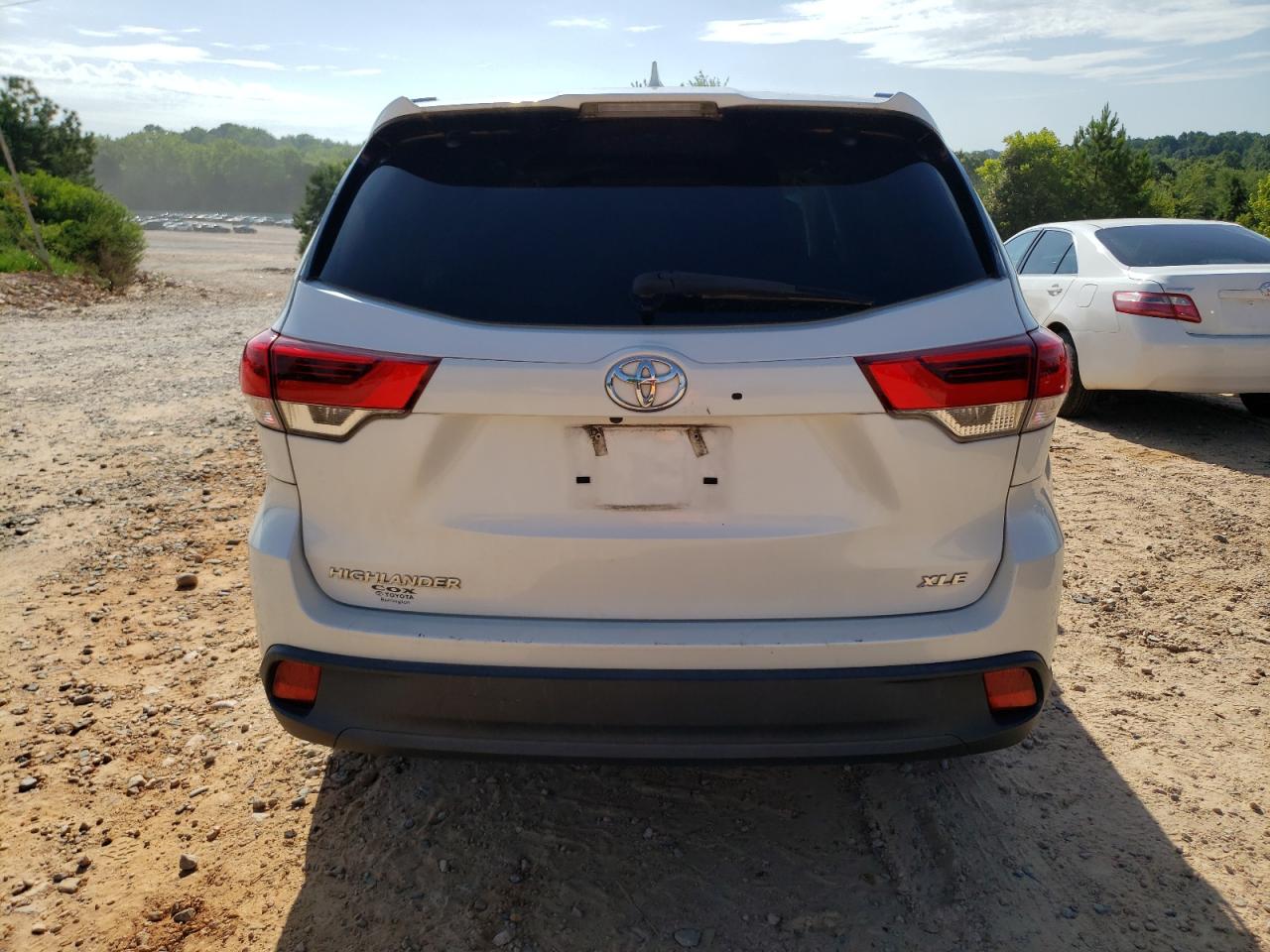 2019 Toyota Highlander Se VIN: 5TDKZRFH5KS324674 Lot: 65434965