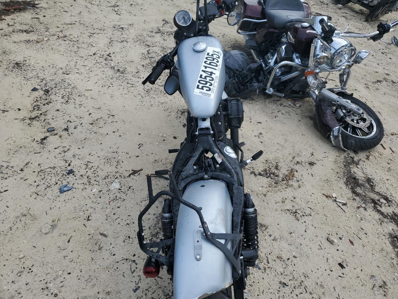2020 Harley-Davidson Xl883 N VIN: 1HD4LE217LB411933 Lot: 64198605