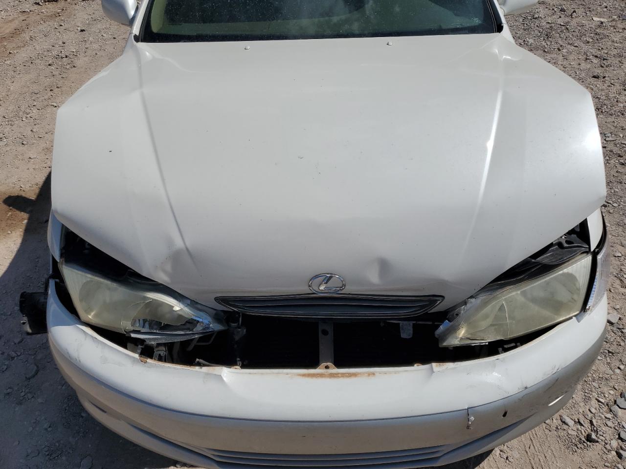 jt8bf28g3y5101762 JT8BF28G3Y5101762 2000 Lexus Es 300