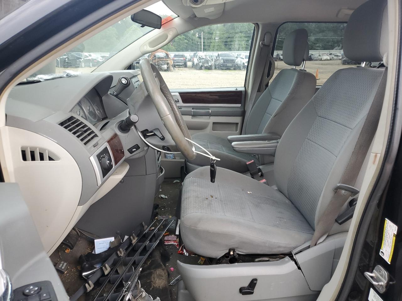 2010 Chrysler Town & Country Touring VIN: 2A4RR5D10AR491250 Lot: 64811215
