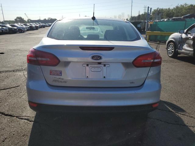  FORD FOCUS 2018 Srebrny