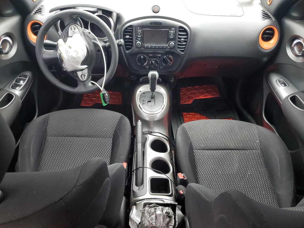 2015 Nissan Juke S VIN: JN8AF5MV9FT558933 Lot: 63187875