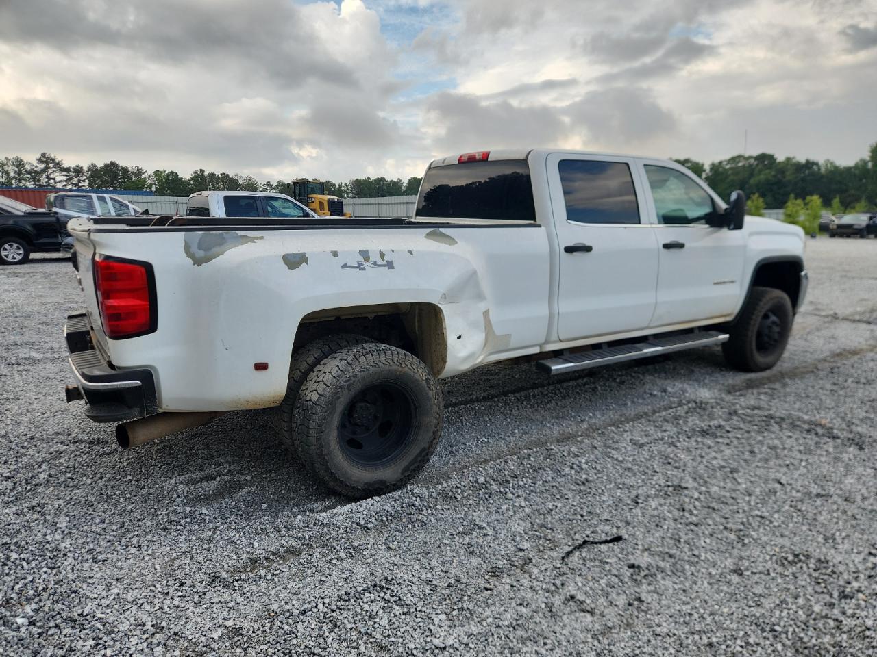 2015 GMC Sierra K3500 VIN: 1GT421C89FF108240 Lot: 62966355