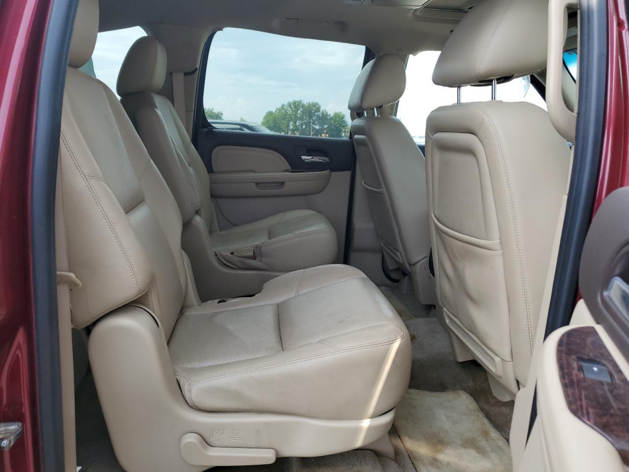 2011 GMC Yukon Xl Denali VIN: 1GKS2MEF9BR269141 Lot: 63326115