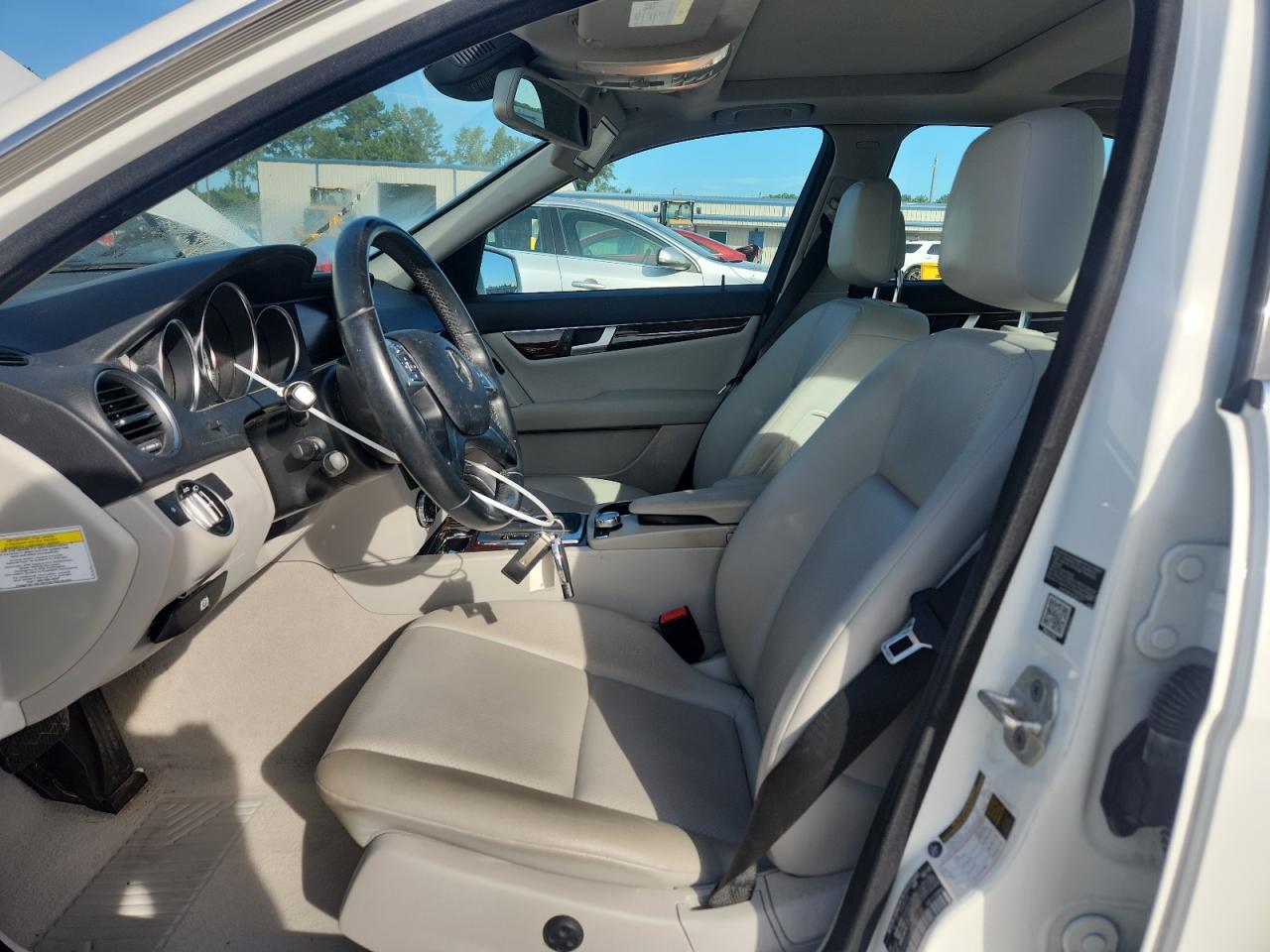 2014 Mercedes-Benz C 250 VIN: WDDGF4HB4EA934356 Lot: 64480815