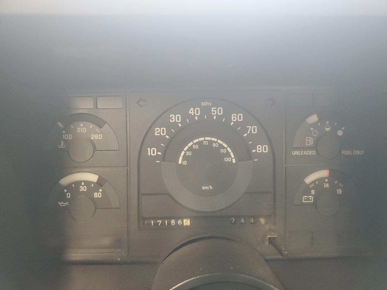 1988 Chevrolet Gmt-400 C2500 VIN: 2GCFC24K2J1276789 Lot: 64412535