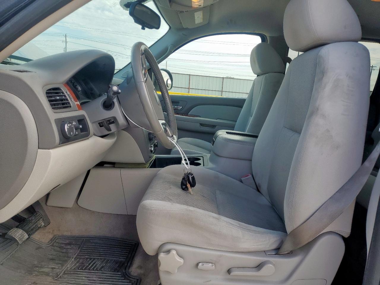 2009 GMC Yukon Xl C1500 Sle VIN: 1GKFC26009J109624 Lot: 64796185