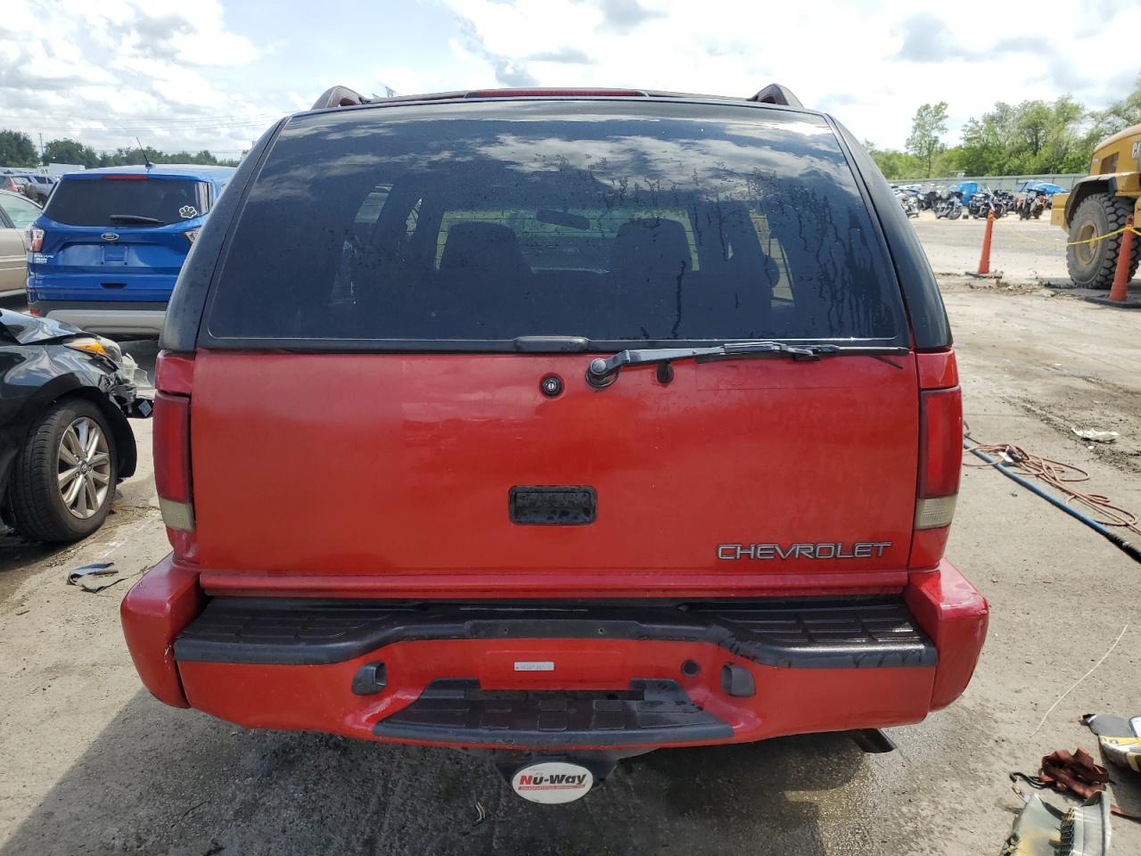 1gndt13w7y2341417 1GNDT13W7Y2341417 2000 Chevrolet Blazer