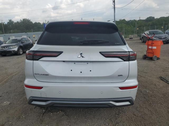  MITSUBISHI OUTLANDER 2025 Белы