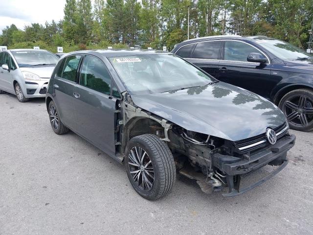 2017 VOLKSWAGEN GOLF SE TS
