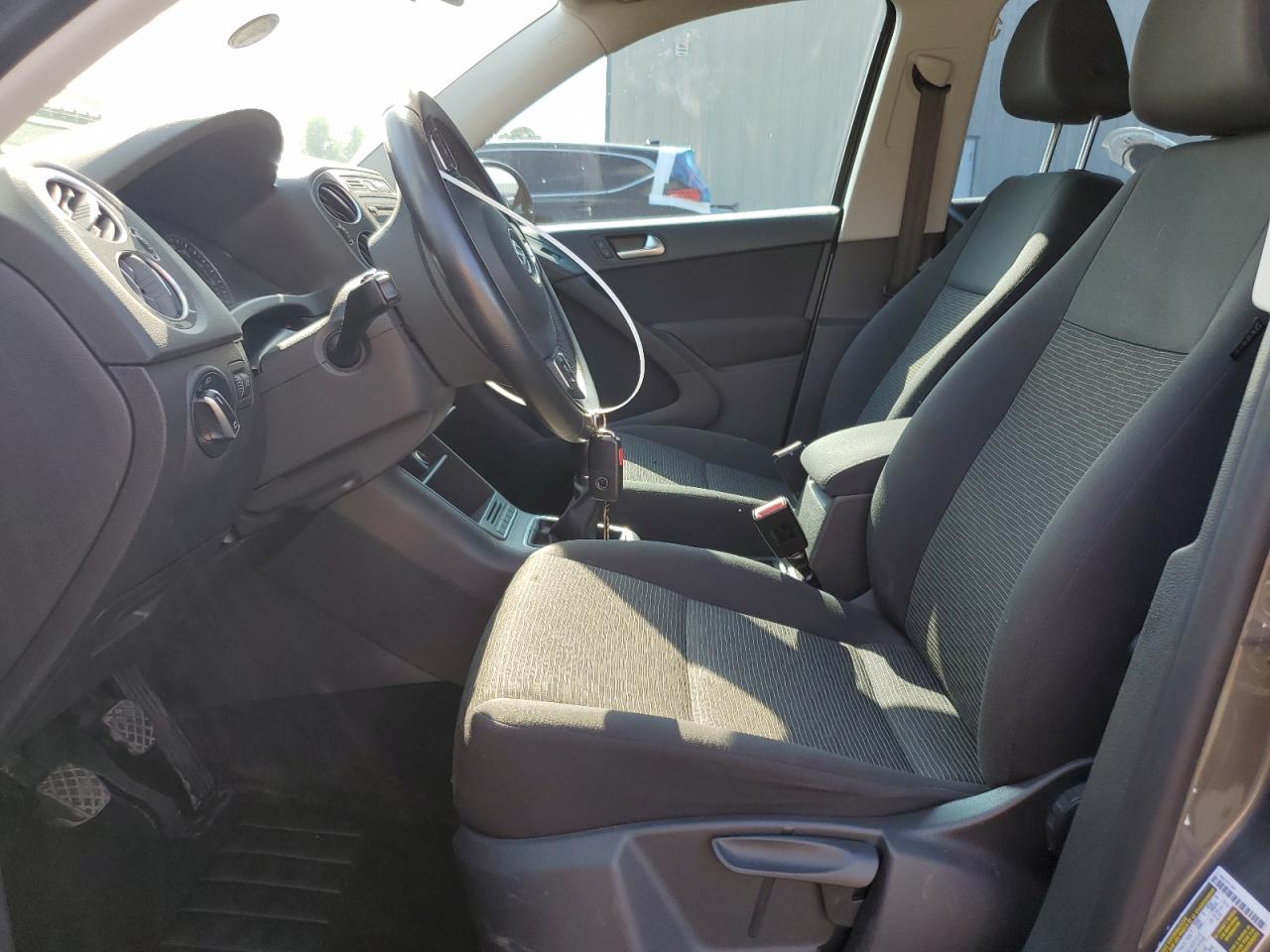 2014 Volkswagen Tiguan S VIN: WVGCV3AX7EW620923 Lot: 64541565