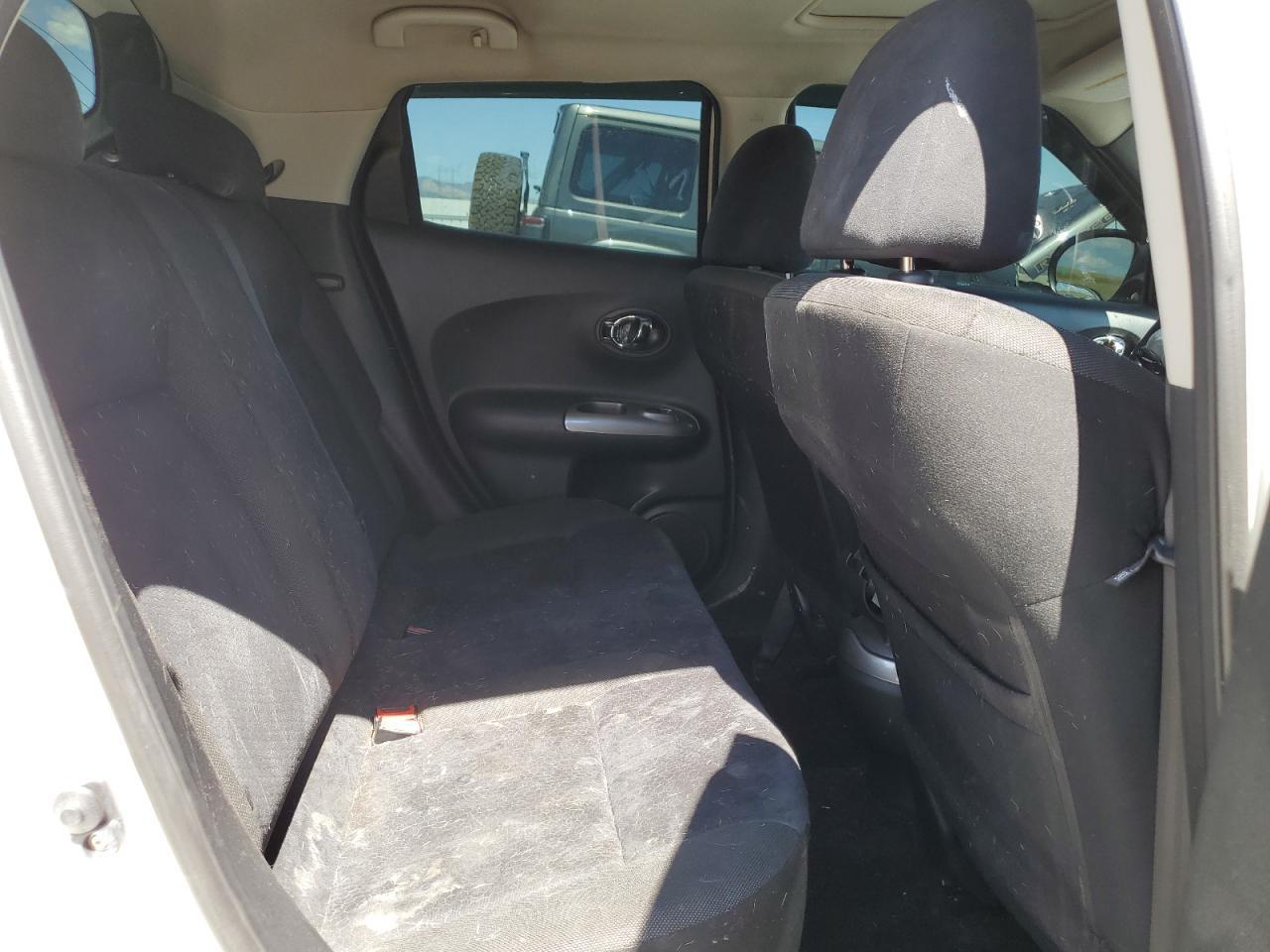 2014 Nissan Juke S VIN: JN8AF5MRXET350108 Lot: 63945325