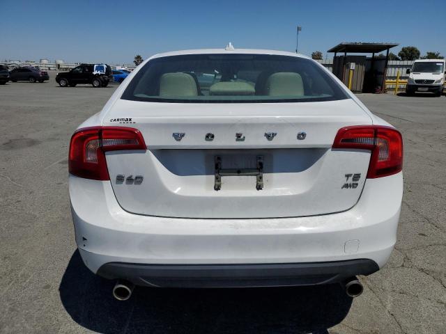  VOLVO S60 2013 White