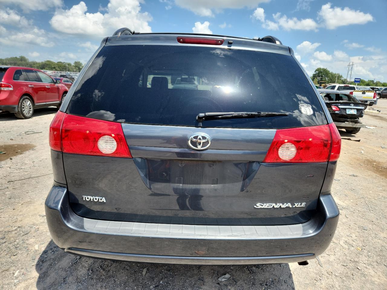 2008 Toyota Sienna Xle VIN: 5TDZK22C88S108444 Lot: 64897795