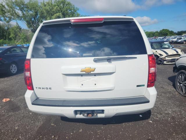 Parquets CHEVROLET TAHOE 2012 Biały