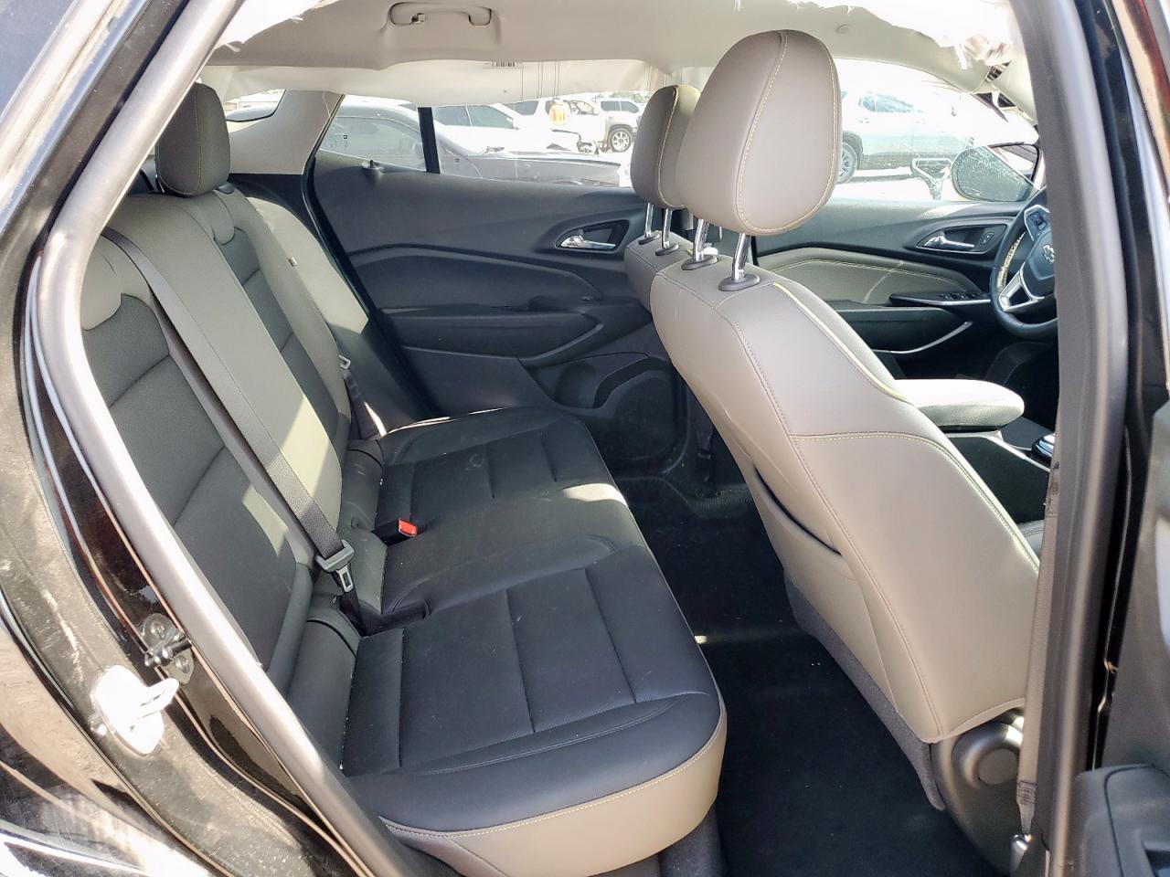 2025 Chevrolet Trax Activ VIN: KL77LKEPXSC010007 Lot: 66934595