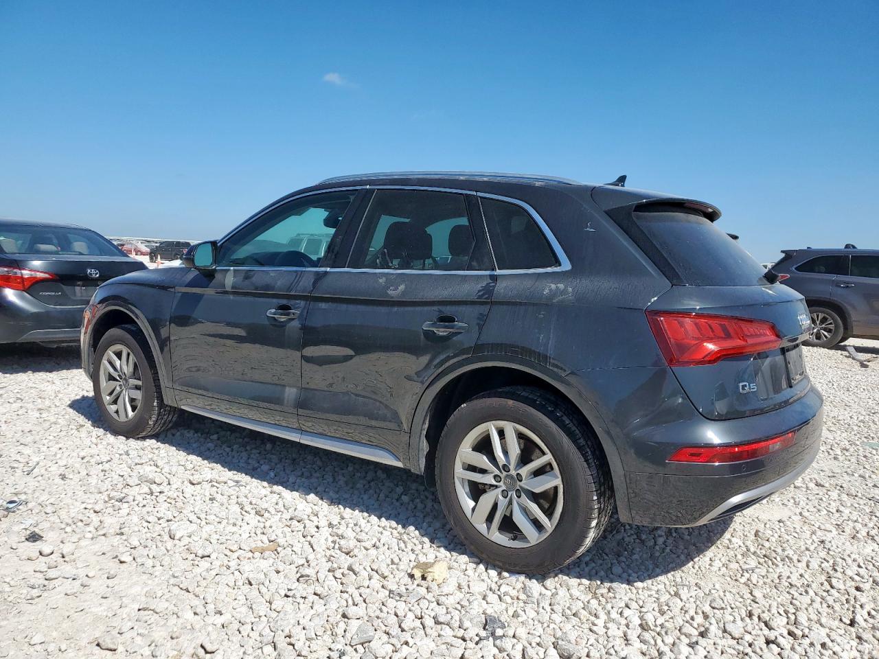 wa1anafy2l2057070 WA1ANAFY2L2057070 2020 Audi Q5 Premium
