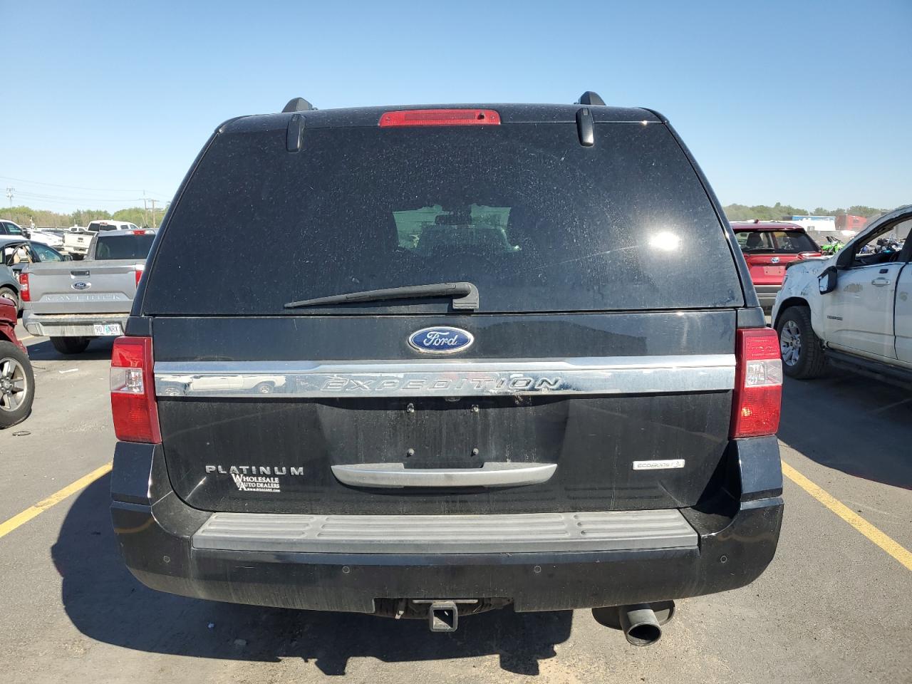 2016 Ford Expedition Platinum VIN: 1FMJU1MT8GEF18451 Lot: 64459035