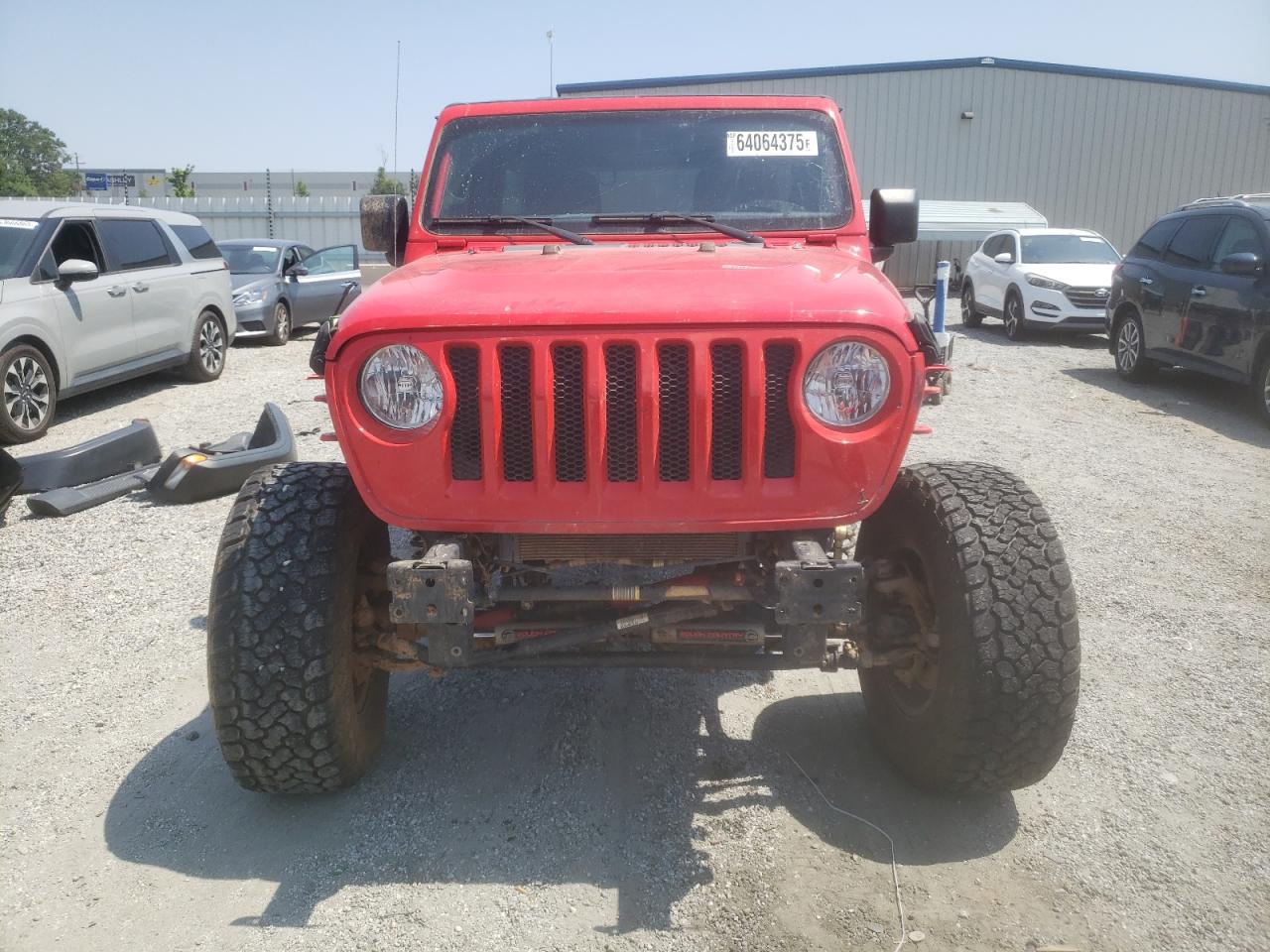 2018 Jeep Wrangler Unlimited Sport VIN: 1C4HJXDN6JW198418 Lot: 64064375