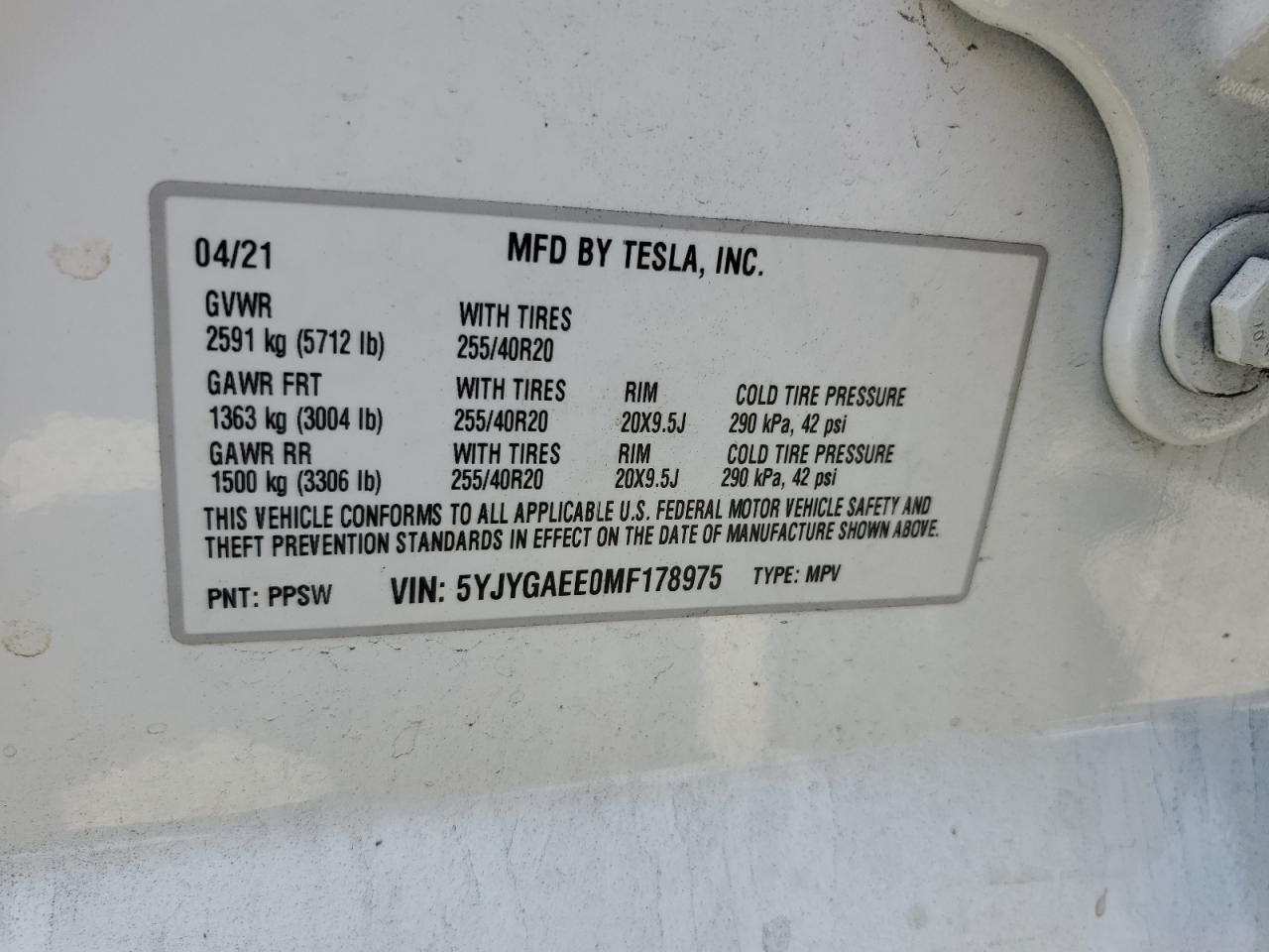 5YJYGAEE0MF178975 2021 Tesla Model Y