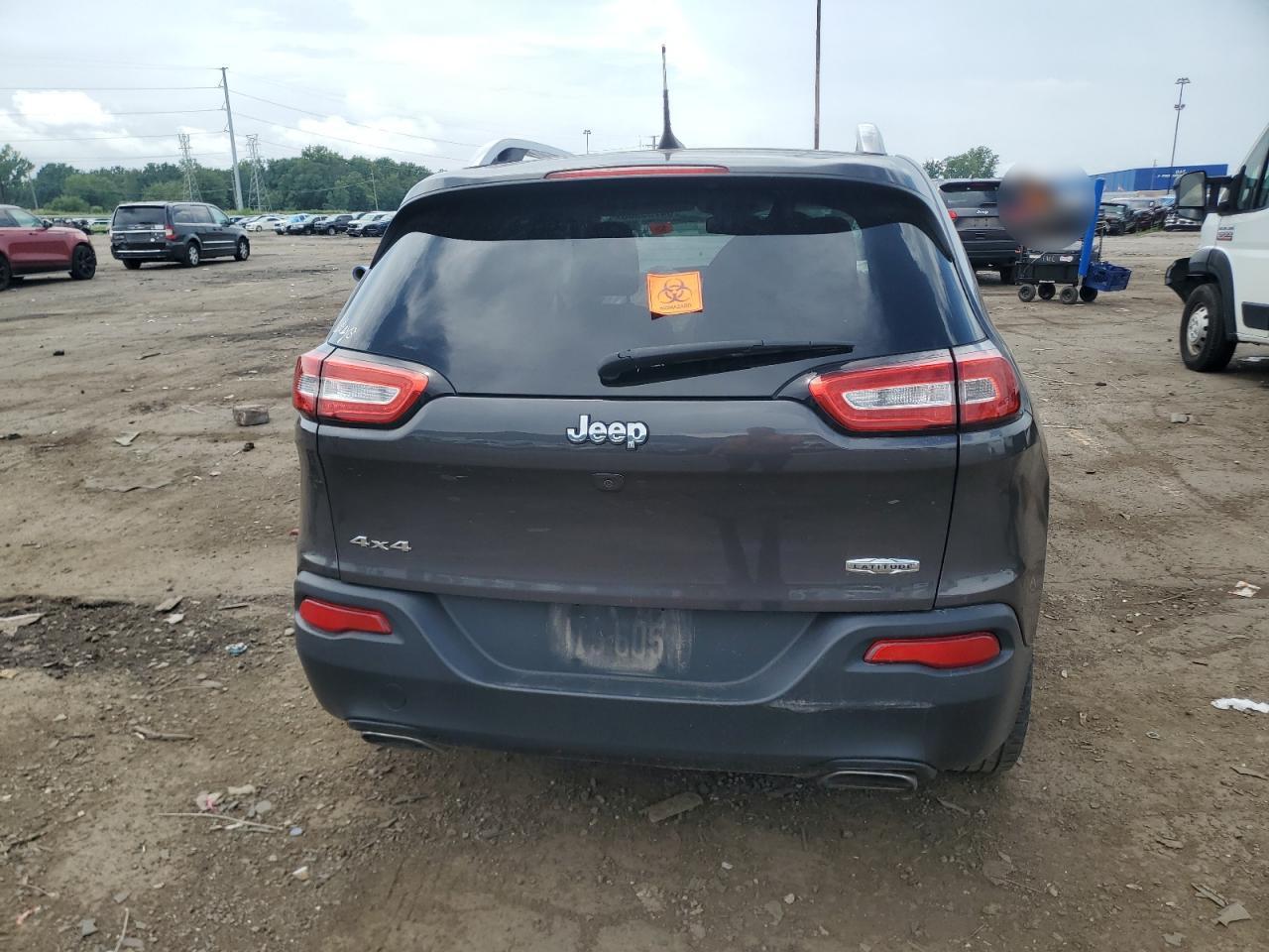 2017 Jeep Cherokee Latitude VIN: 1C4PJMCS2HW618946 Lot: 64735985