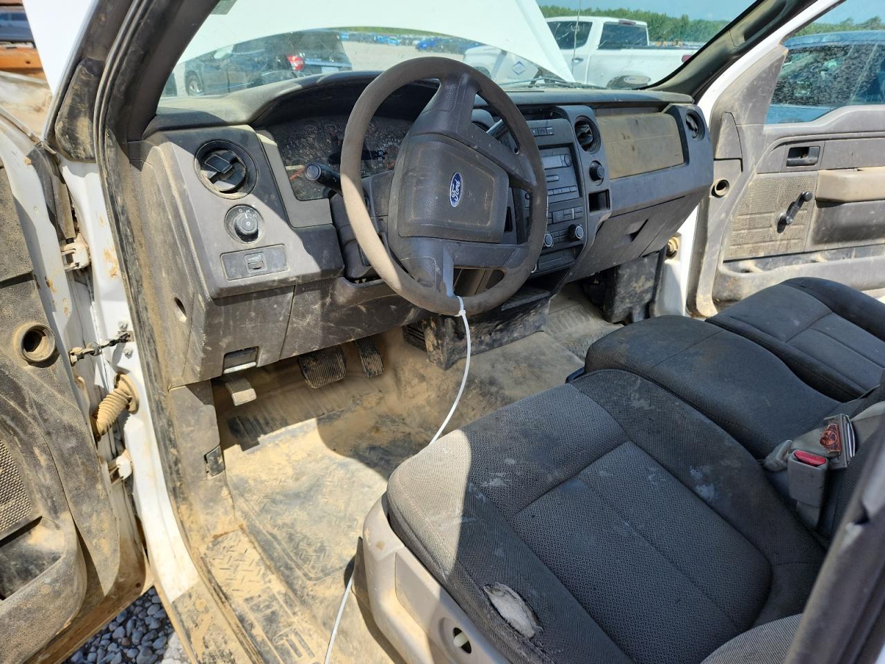 2010 Ford F150 VIN: 1FTMF1CW0AKC08312 Lot: 64637185