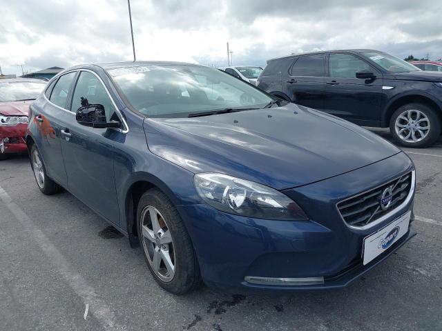 2013 VOLVO V40 SE D2