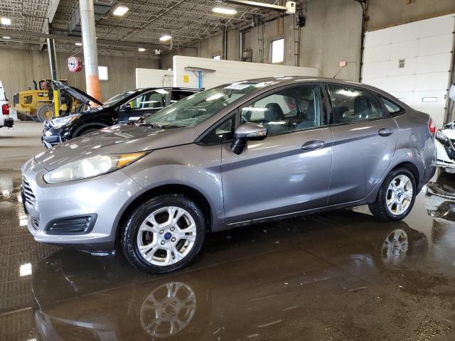 Sedans FORD FIESTA 2014 Szary