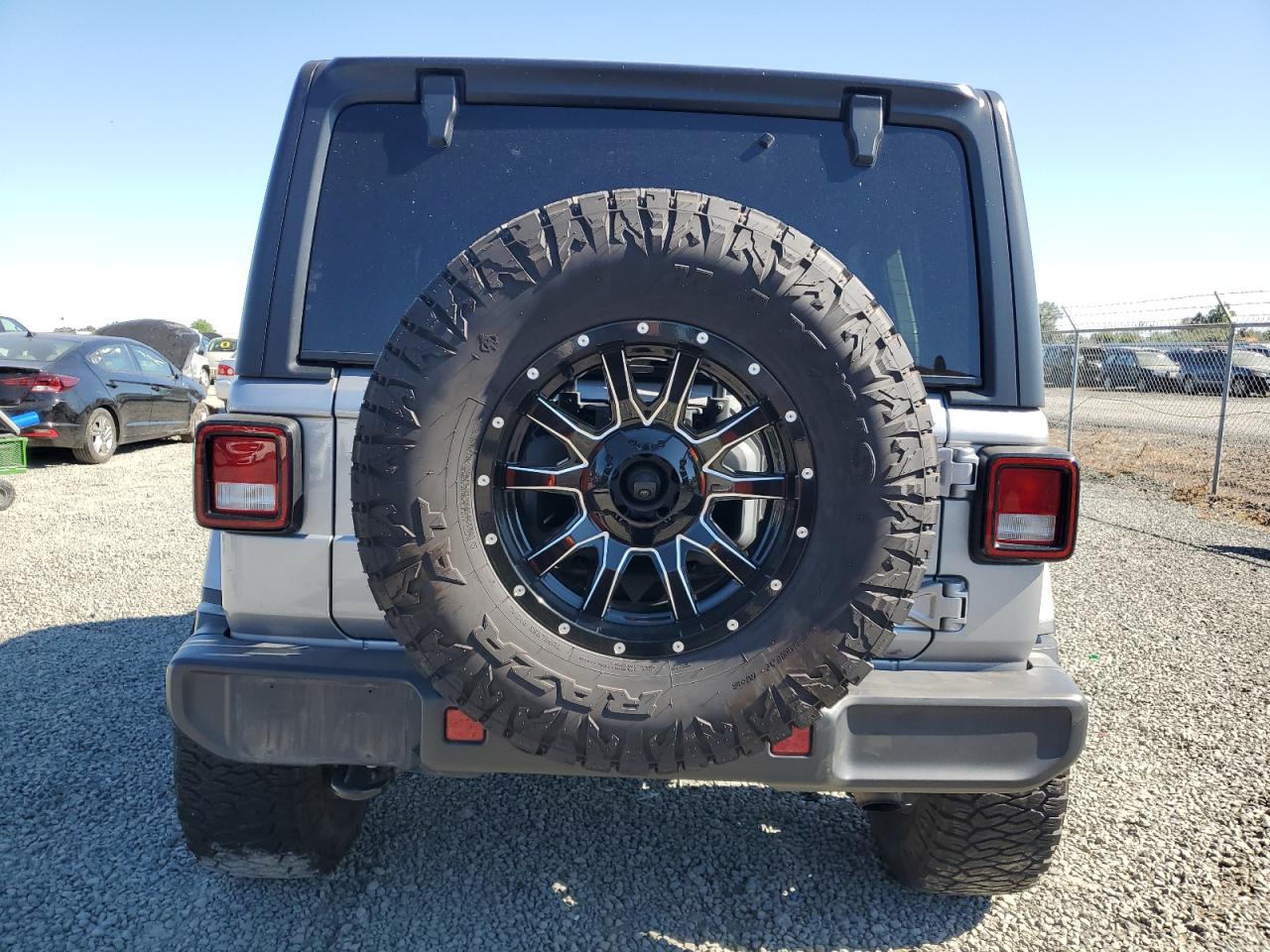 2020 Jeep Wrangler Unlimited Sahara VIN: 1C4HJXEN7LW165056 Lot: 63573815