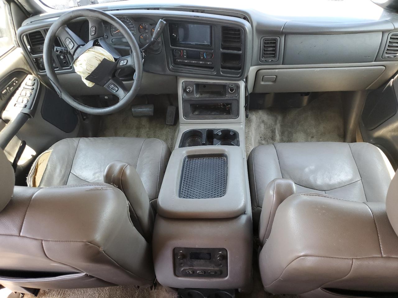 2003 Chevrolet Tahoe C1500 VIN: 1GNEC13T83R238405 Lot: 65200955
