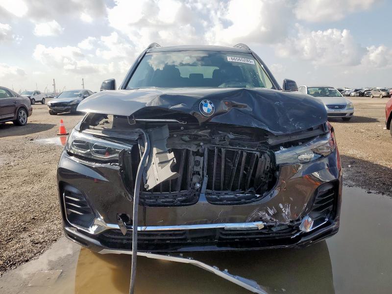  BMW X7 2022 Черный