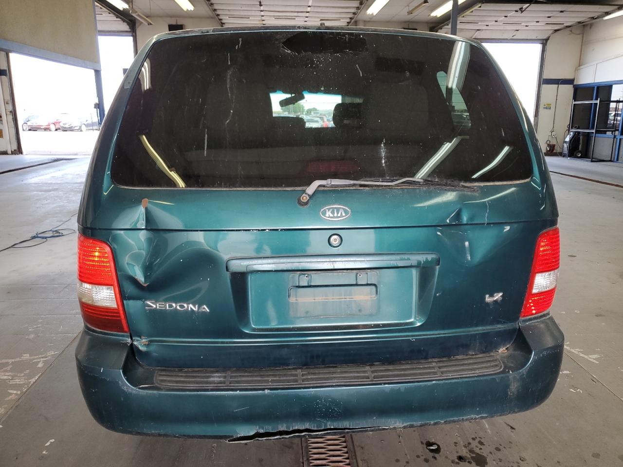 2005 Kia Sedona Ex VIN: KNDUP131456634617 Lot: 62830375