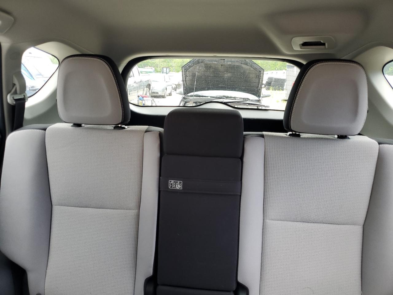 2017 Toyota Rav4 Hv Le VIN: JTMRJREV9HD153378 Lot: 63096935