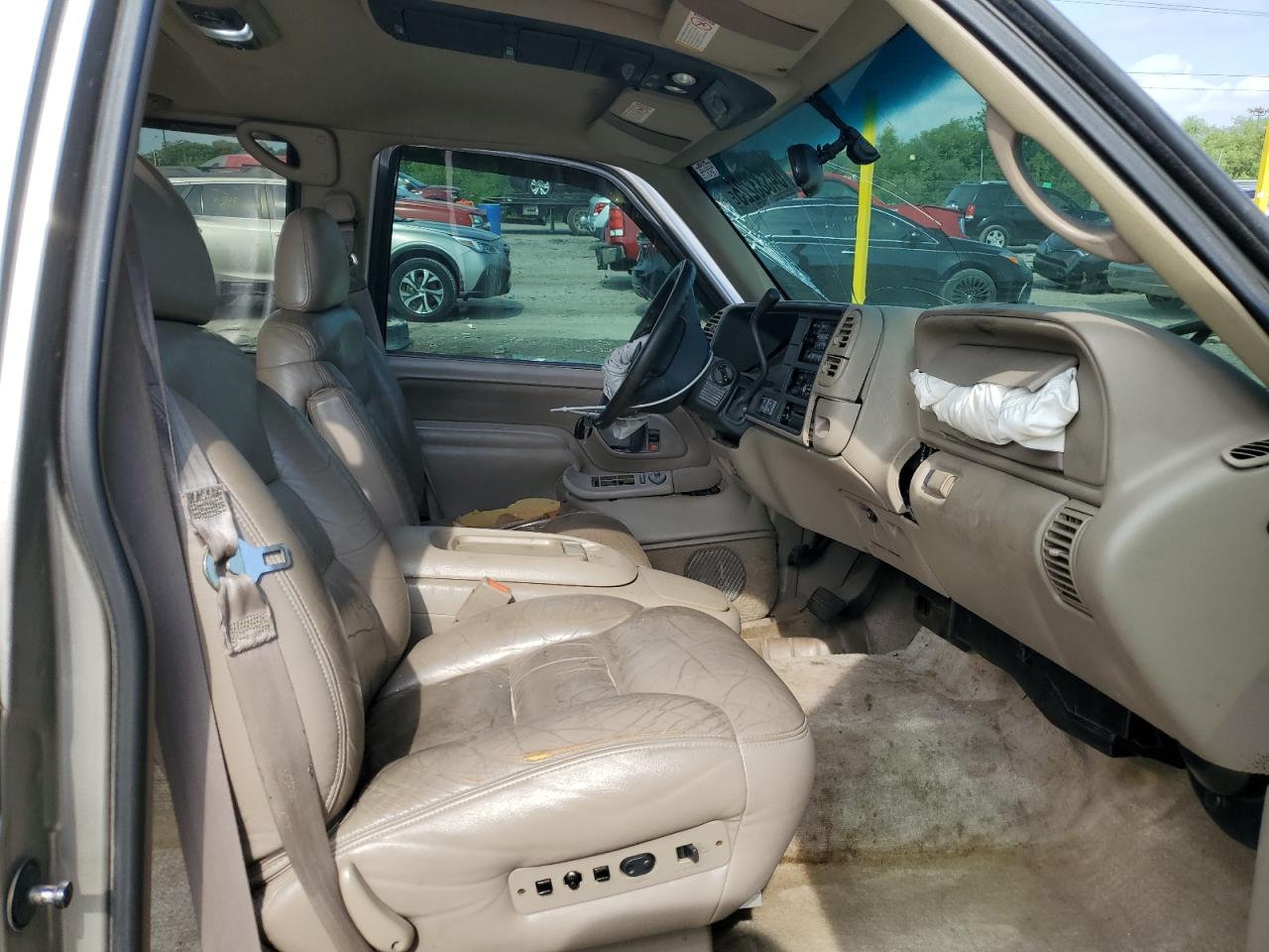 1999 GMC Yukon VIN: 1GKEK13R8XJ728657 Lot: 64333225