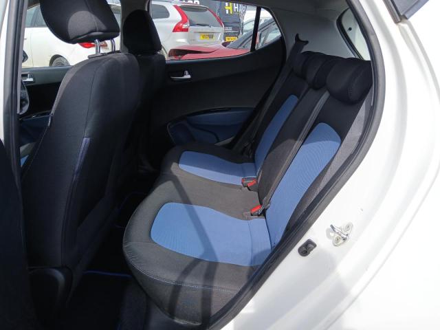2015 HYUNDAI I10 PREMIU