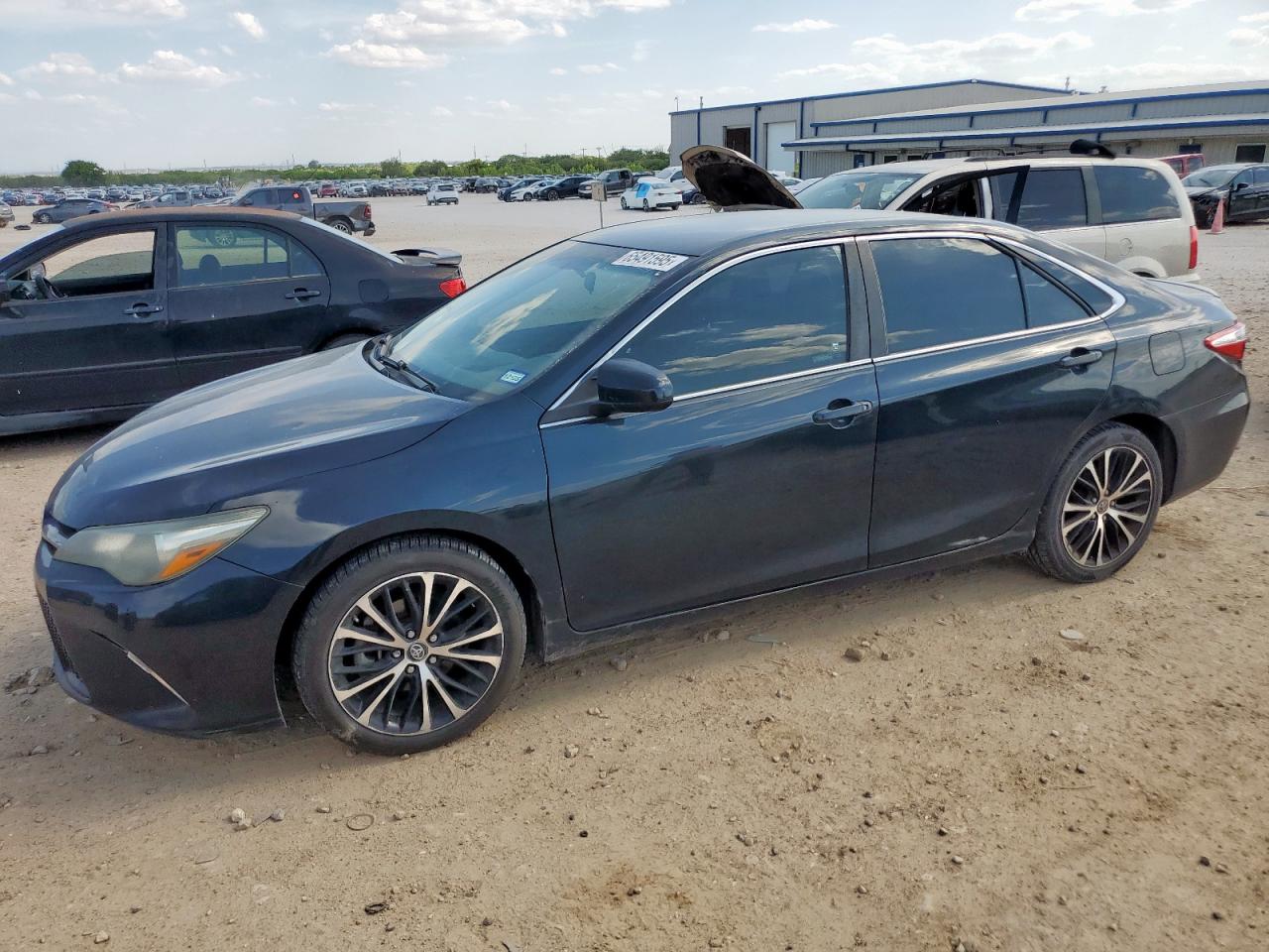 2015 Toyota Camry Le