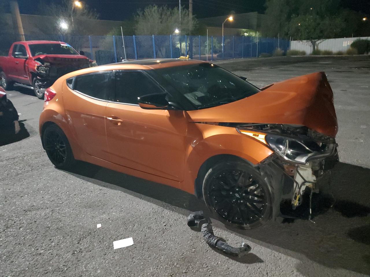 kmhtc6ad8hu312303 KMHTC6AD8HU312303 2017 Hyundai Veloster