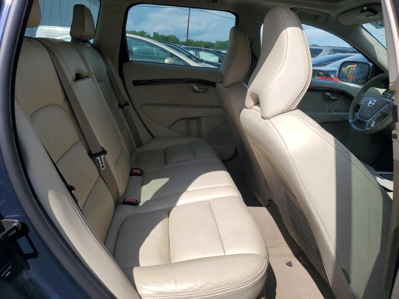 2011 Volvo Xc70 T6 VIN: YV4902BZ2B1112050 Lot: 64756985