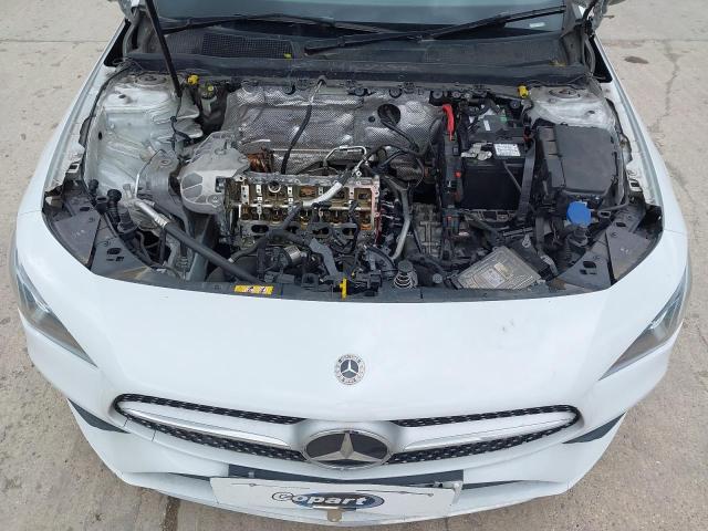 2021 MERCEDES BENZ CLA 180 AM