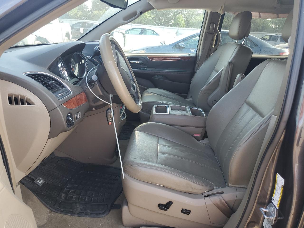 2015 Chrysler Town & Country Touring VIN: 2C4RC1BG4FR696228 Lot: 64451265
