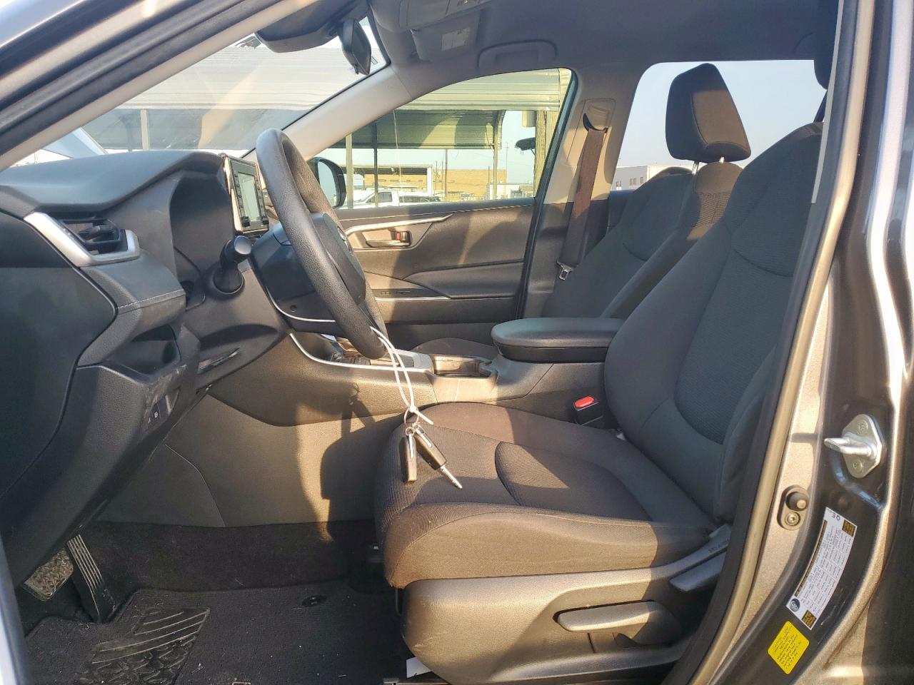 2020 Toyota Rav4 Le VIN: JTMH1RFV8LD046096 Lot: 64133535
