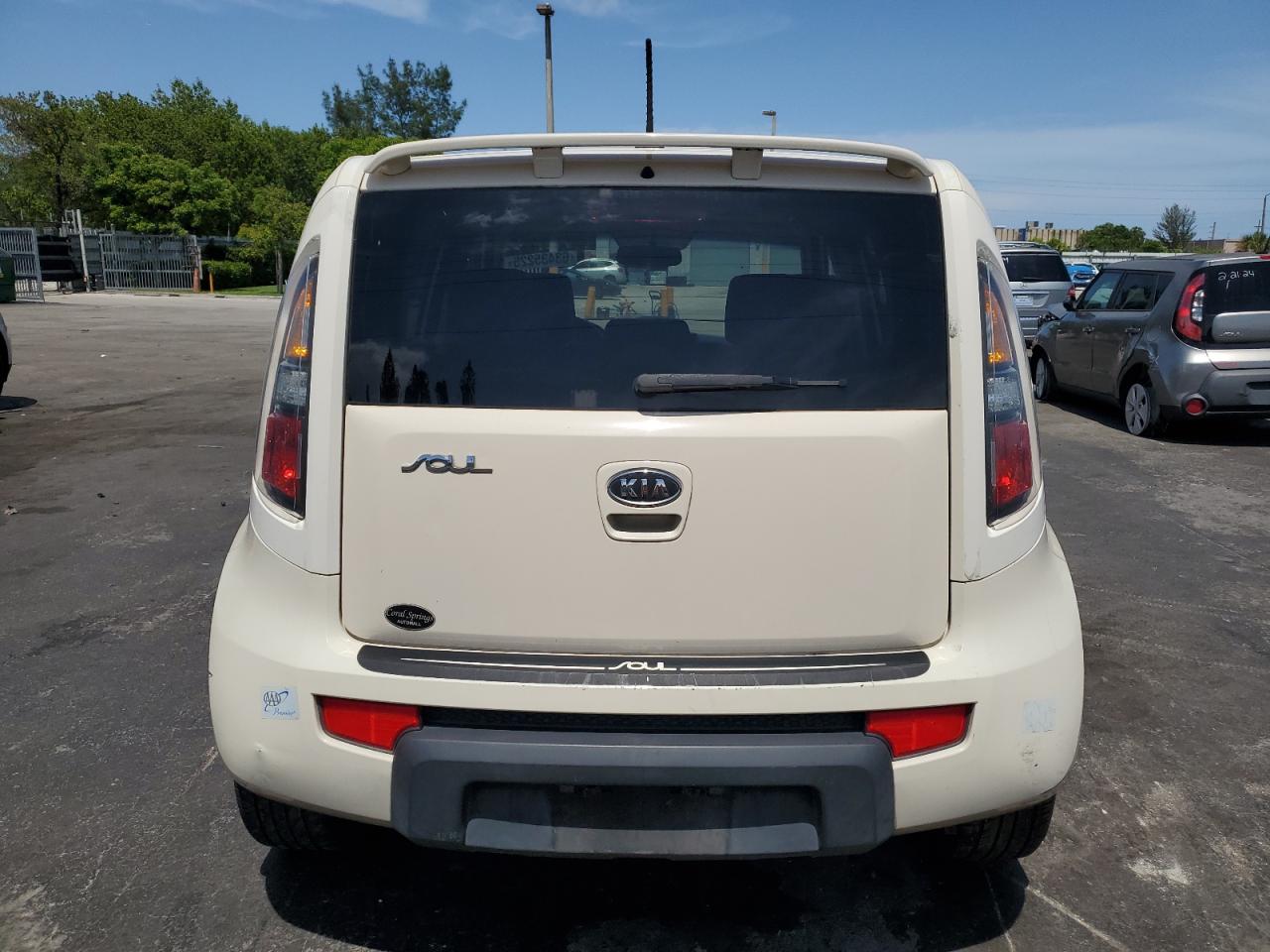 2011 Kia Soul + VIN: KNDJT2A26B7718296 Lot: 63435225