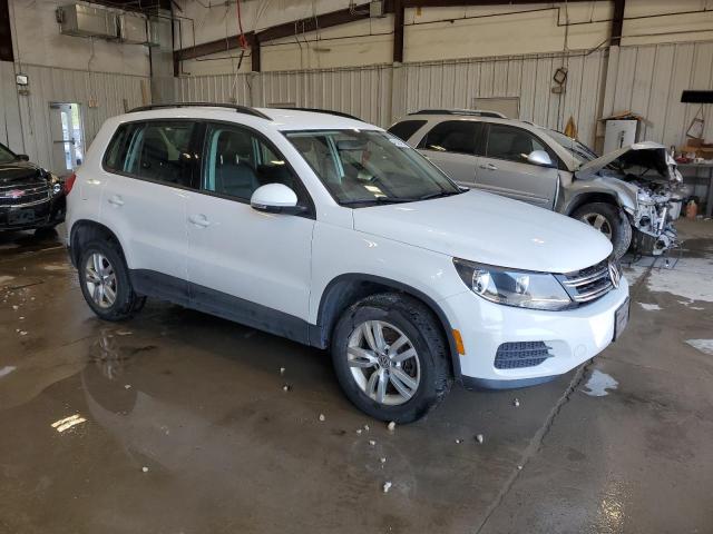  VOLKSWAGEN TIGUAN 2017 Белы
