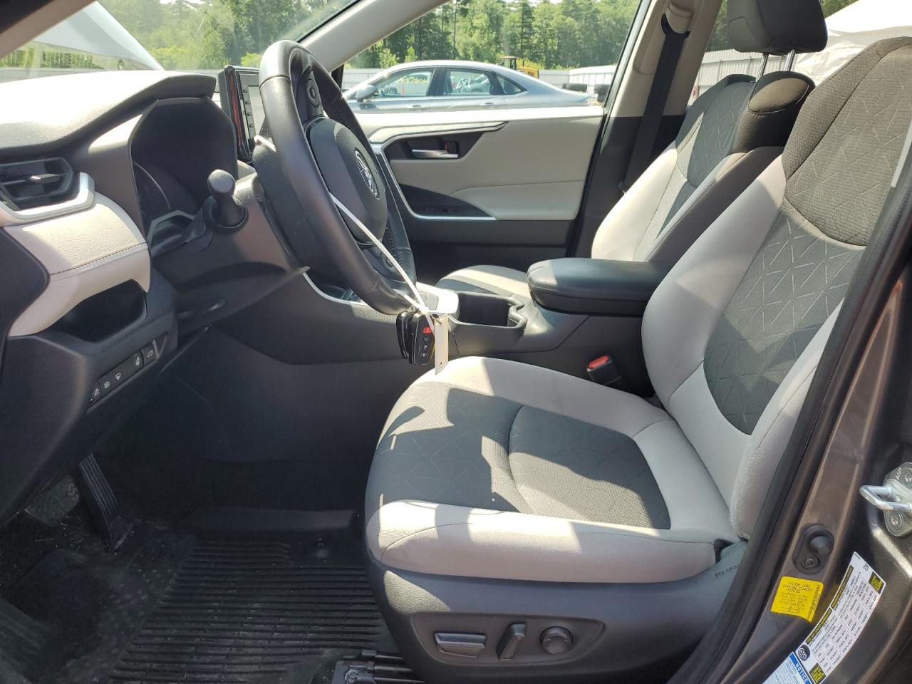 2022 Toyota Rav4 Xle VIN: 4T3RWRFV1NU057159 Lot: 64504705