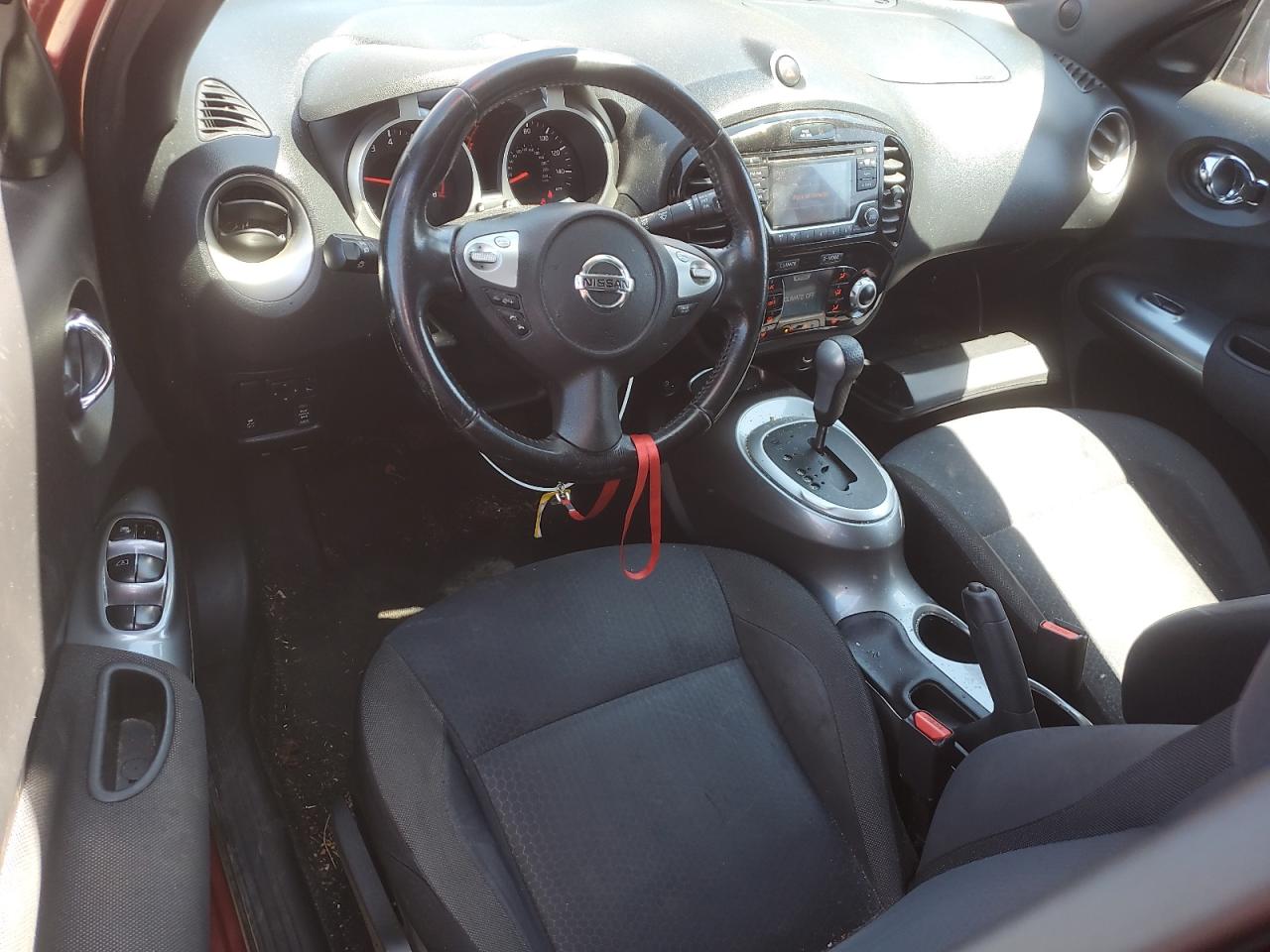 2015 Nissan Juke S VIN: JN8AF5MV5FT561232 Lot: 64242435