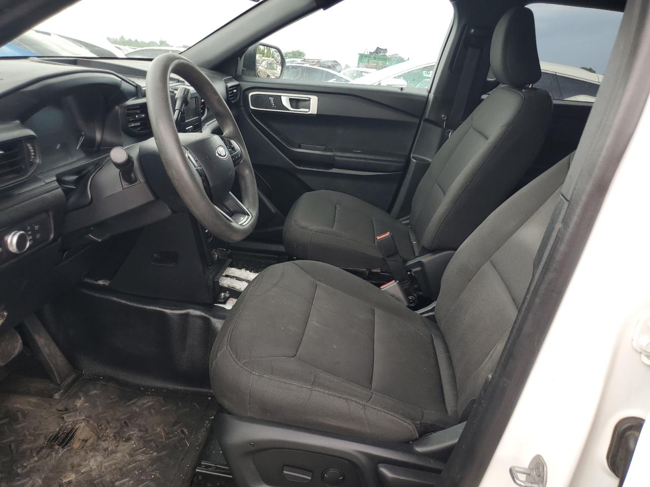 2021 Ford Explorer Police Interceptor VIN: 1FM5K8AW5MNA15986 Lot: 64391065